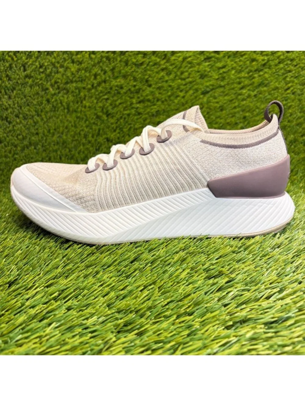 Allbirds Tree Glider Womens Size 10 Beige Brown Athletic Running Shoes Sneakers